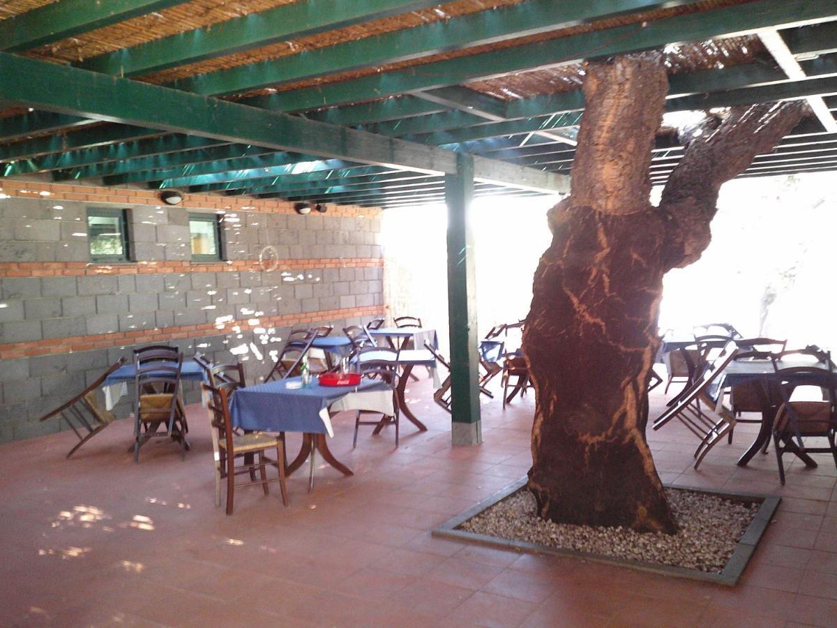 Nuraghe Ruiu Camping & Bungalow Norbello Екстериор снимка