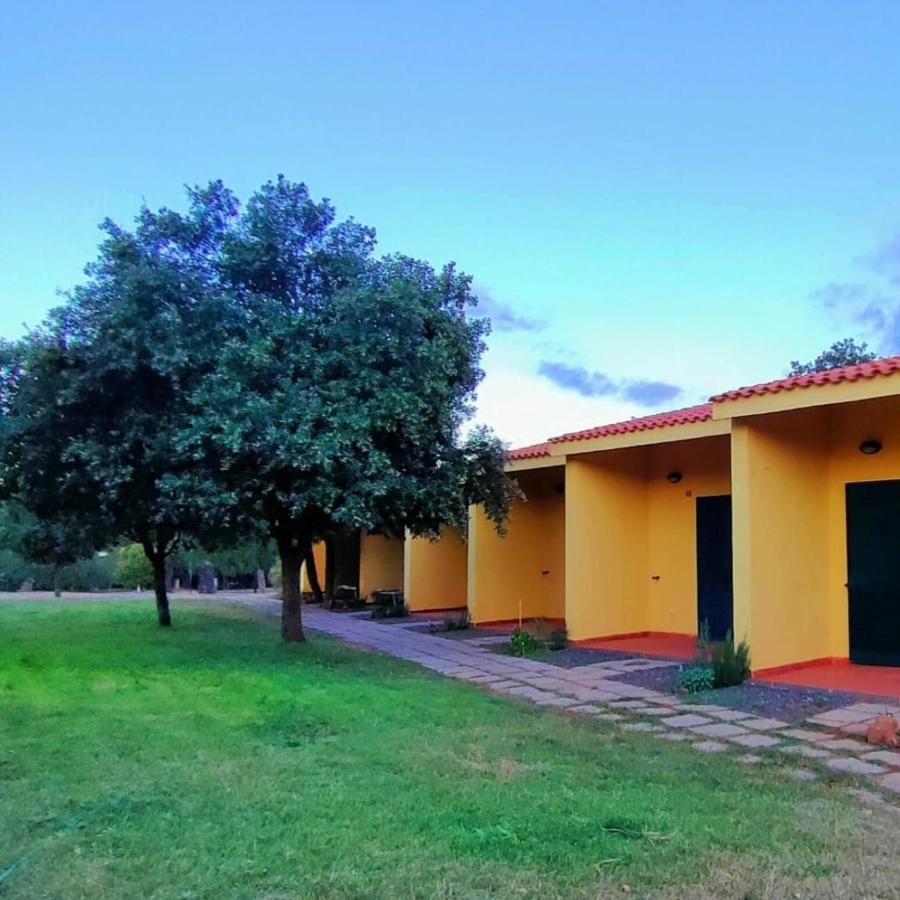 Nuraghe Ruiu Camping & Bungalow Norbello Екстериор снимка